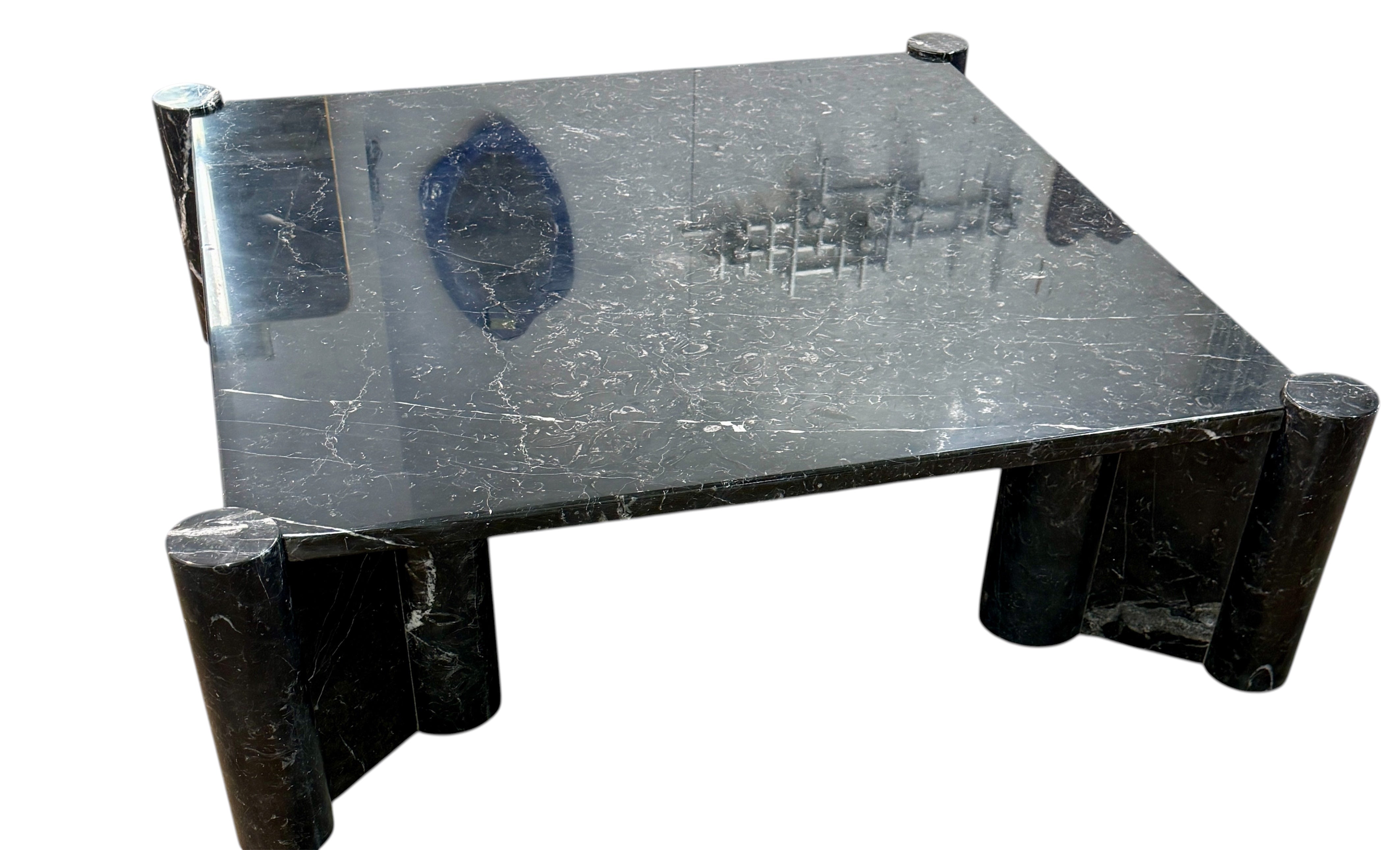 Gae Aulenti for Knoll “Jumbo” Black Marble Coffee Table, Italy 1960s