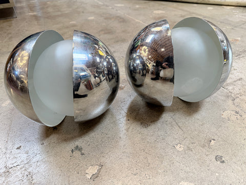 Pair of “Diaframma” Sconces by Fontana Arte, Italy, 1960s