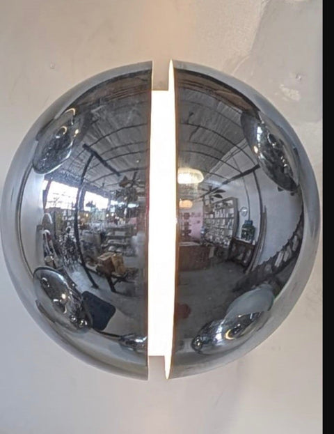 Pair of “Diaframma” Sconces by Fontana Arte, Italy, 1960s