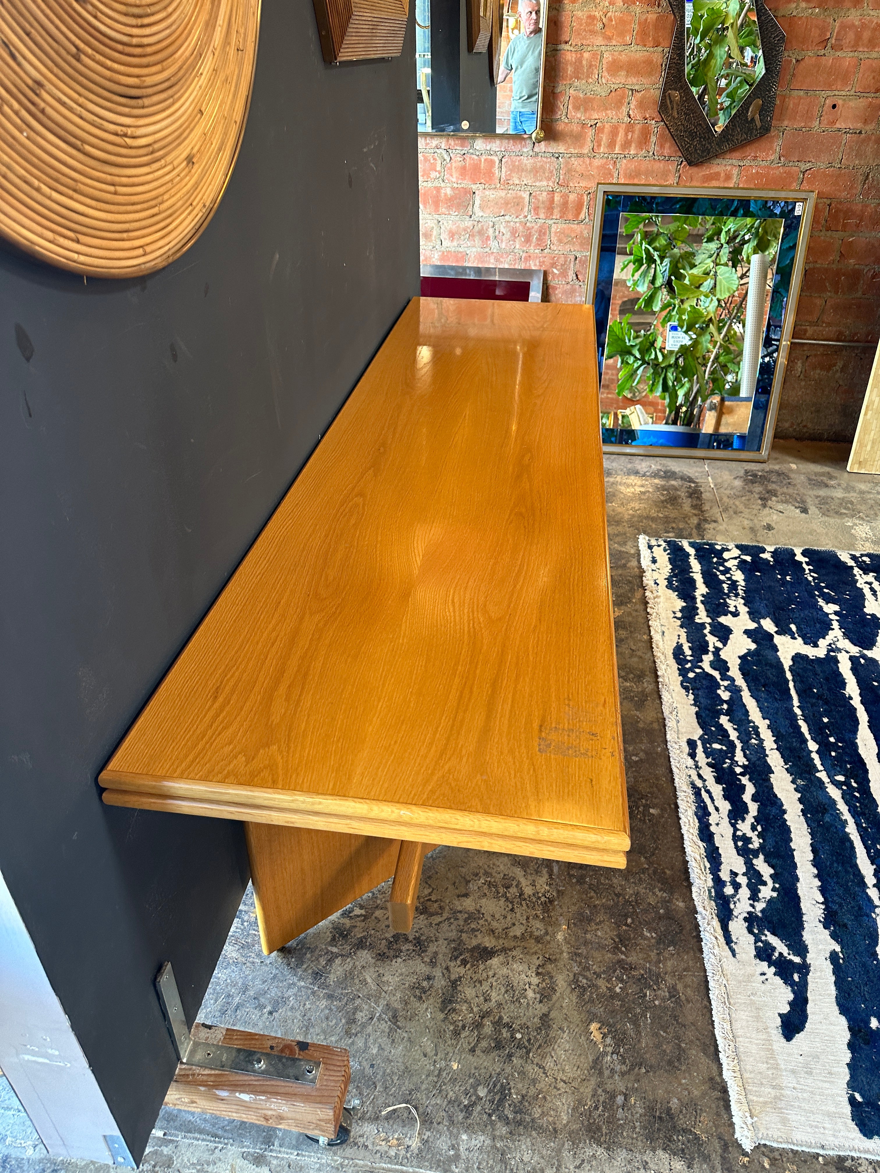 Elegant Italian Mid Century Adjustable Console/Table 1970s