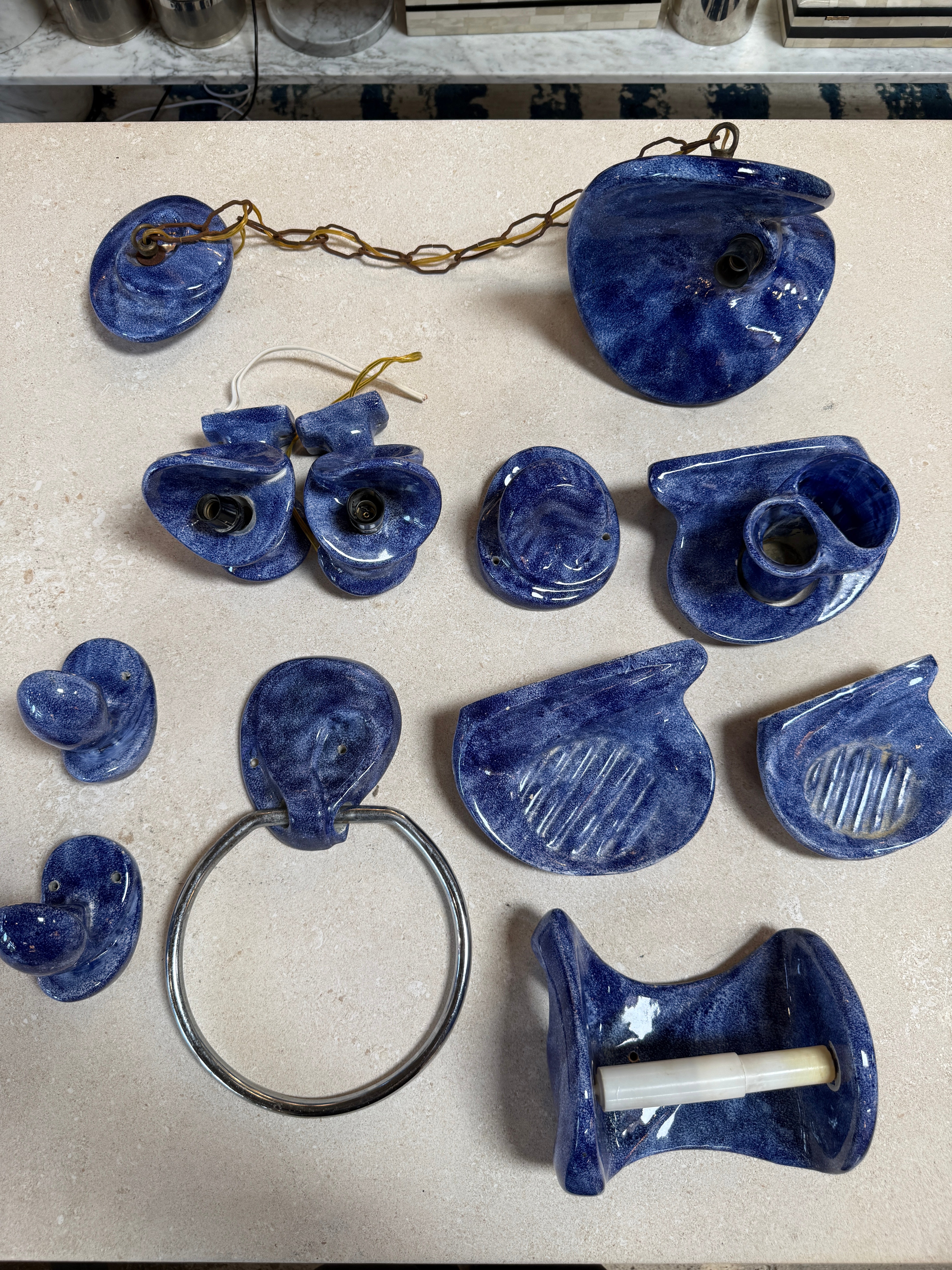 Vintage Blue Ceramic Bathroom Accessory Set (Multi-Piece)