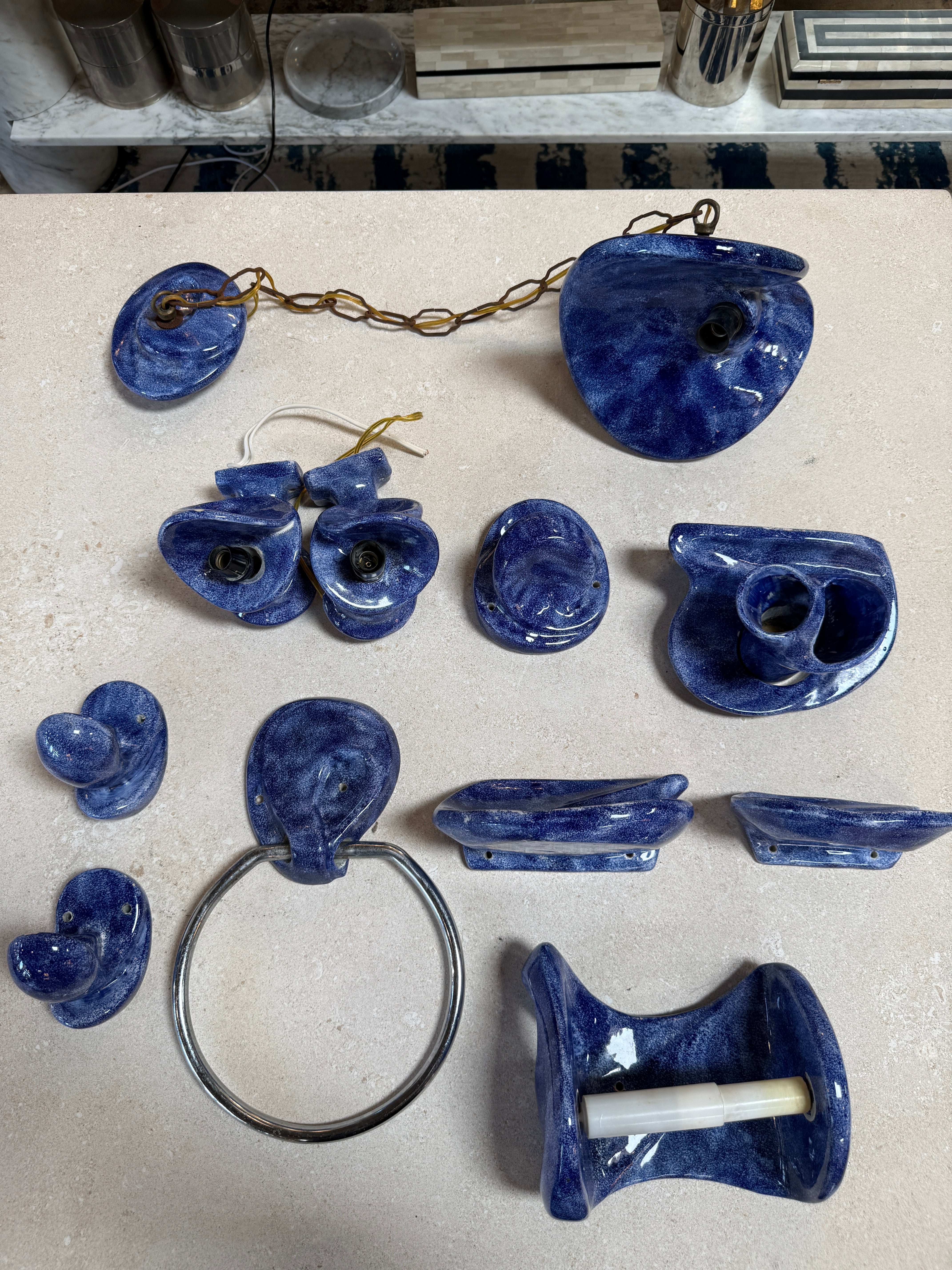 Vintage Blue Ceramic Bathroom Accessory Set (Multi-Piece)