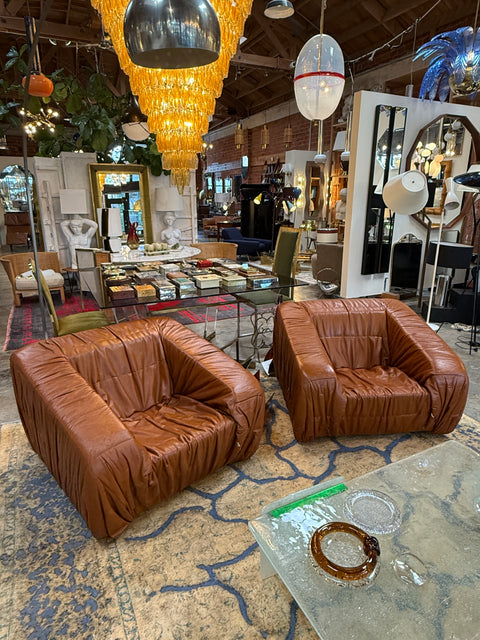 Pair of vintage Piumino armchairs by De Pas, D'Urbino & Lomazzi in leather, Italy, 1970's