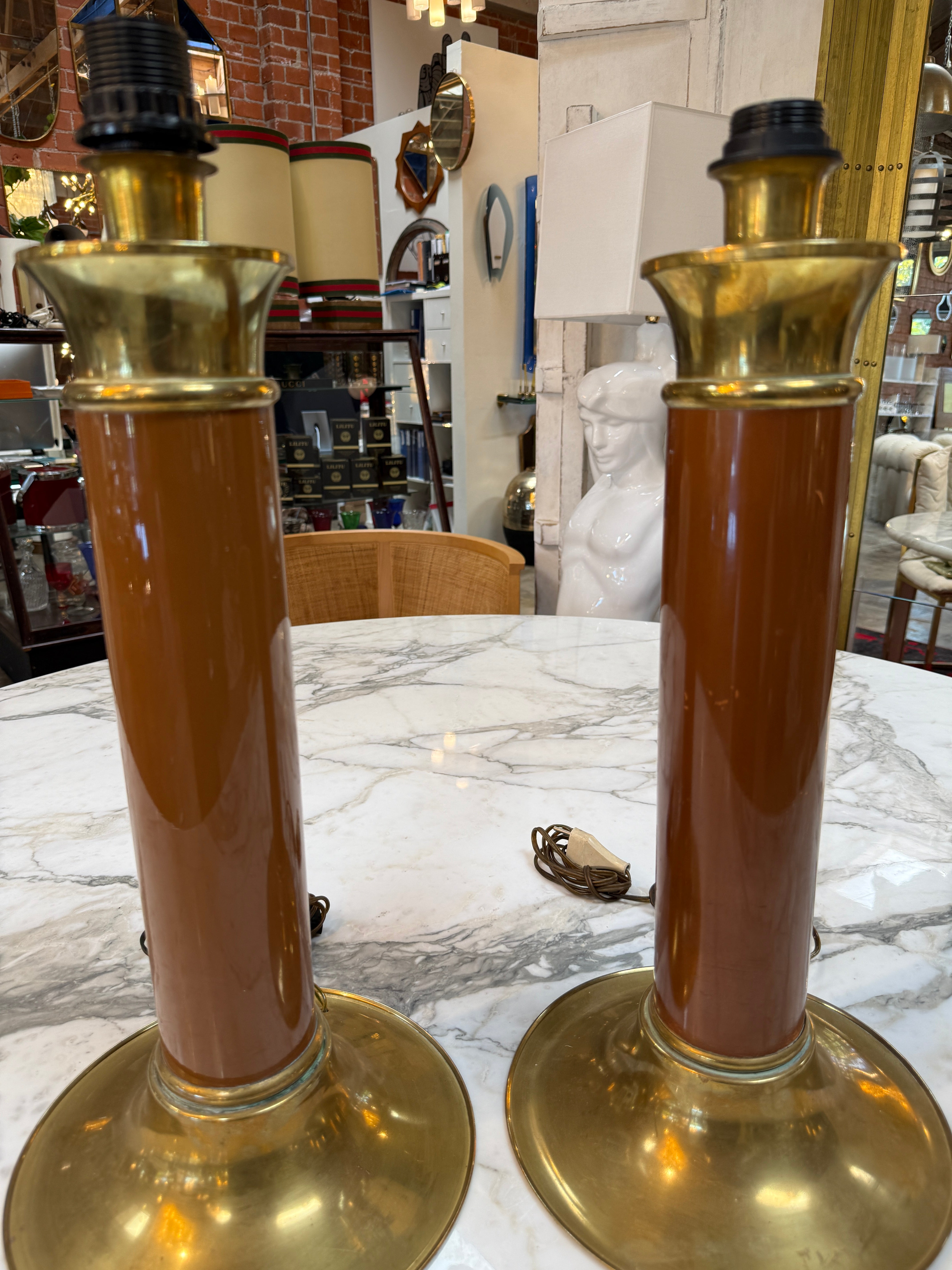 Pair of Mid-Century Modern Brass and Brown Lacquer Table Lamps