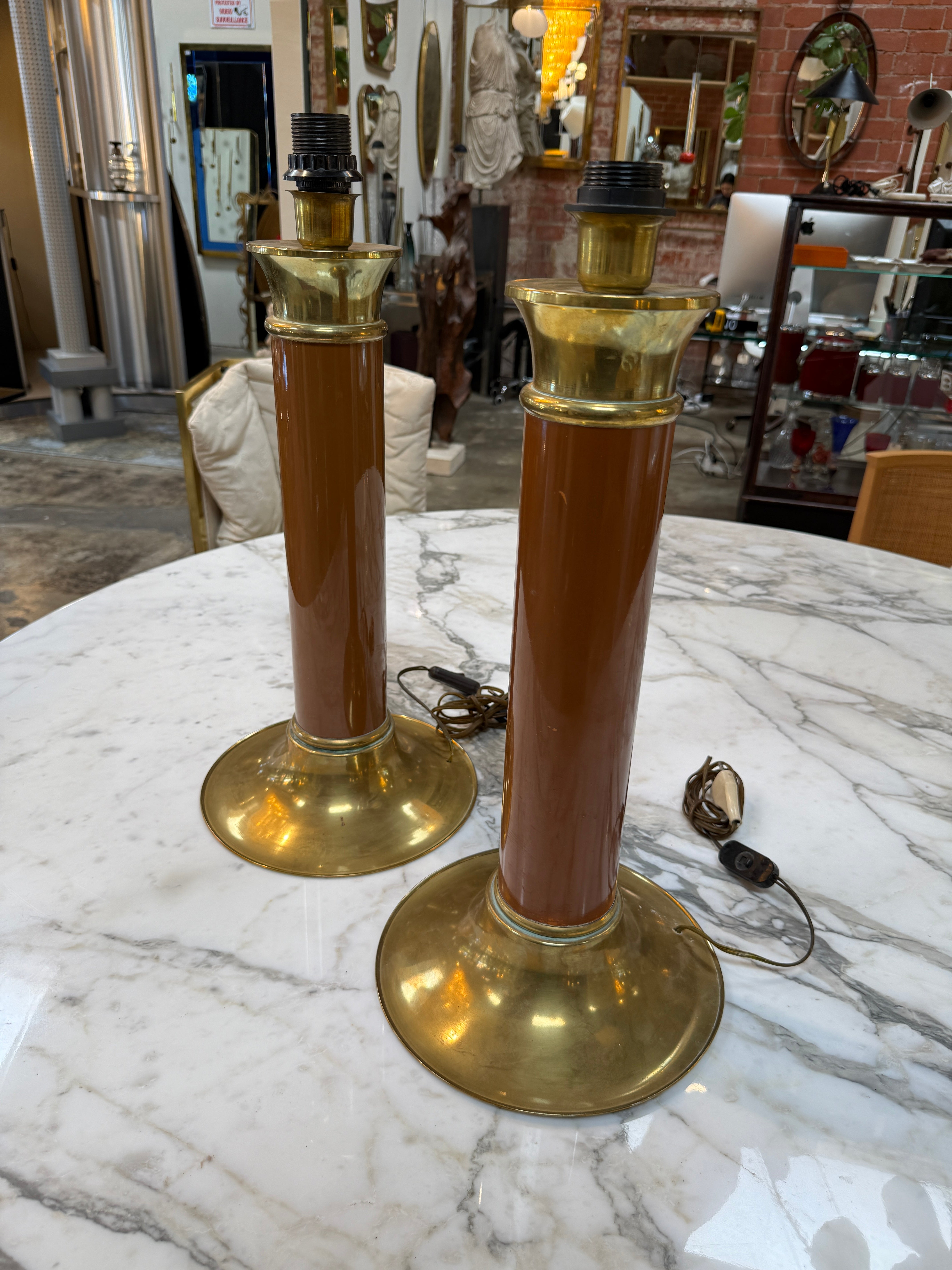 Pair of Mid-Century Modern Brass and Brown Lacquer Table Lamps
