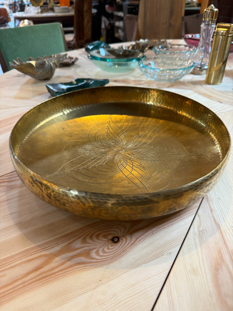 Hand-Hammered Brass Centerpiece Bowl with Engraved Floral Motif, 1970s