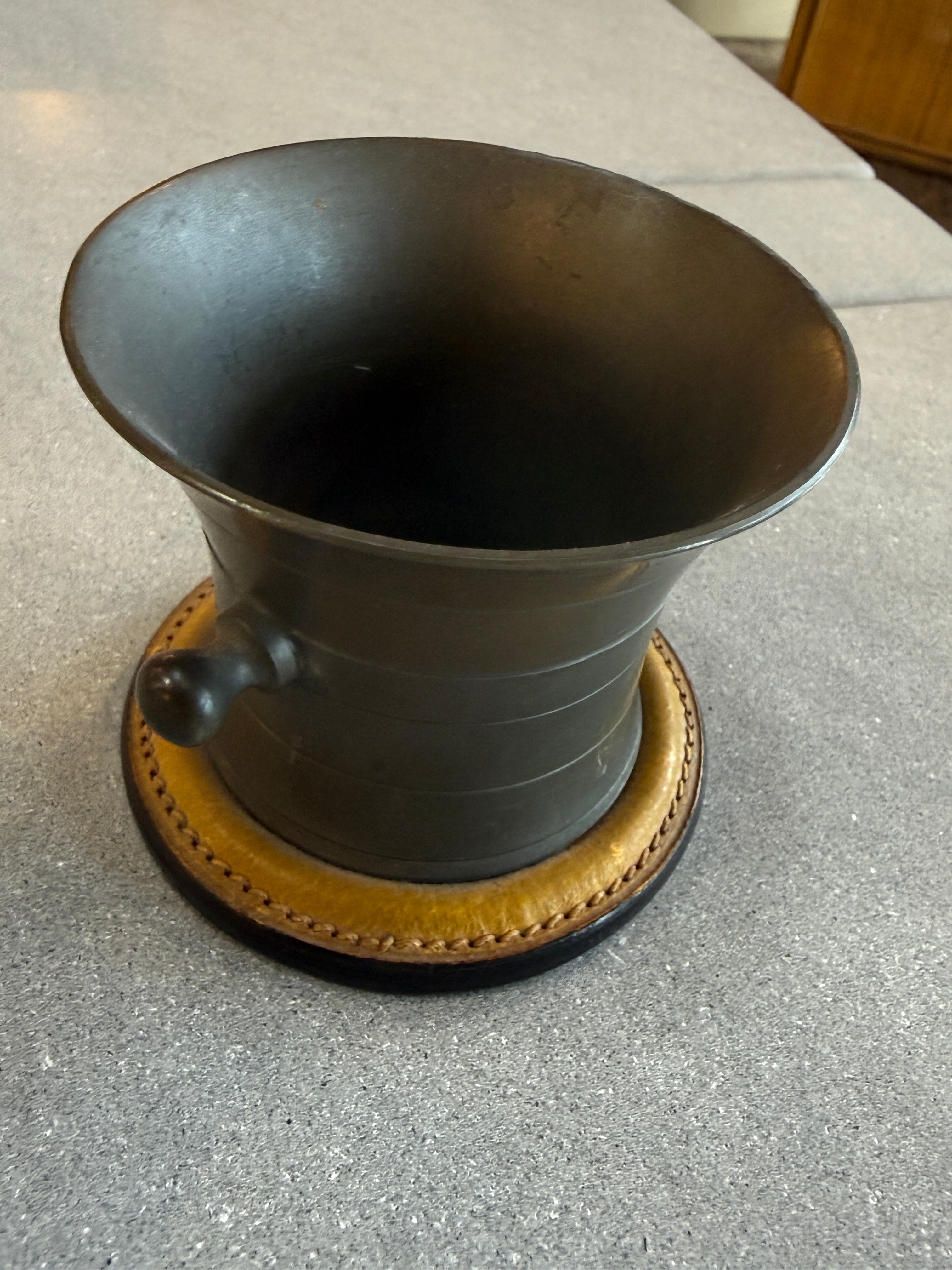 Vintage Gucci Pewter Desk Pen Holder with Leather Base