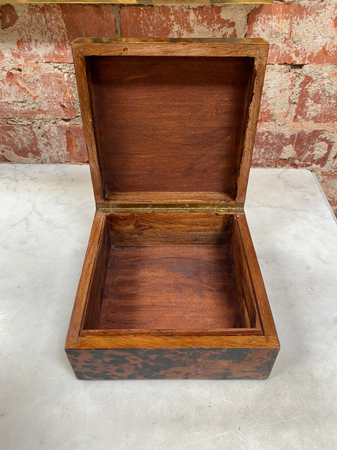 1980s Italian Vintage Decorative Oversize Box