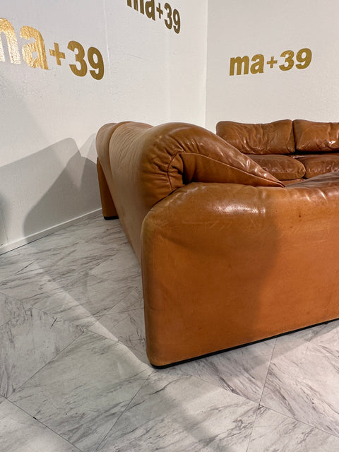 Vico Magistretti Maralunga Leather Sofa by Cassina 1975