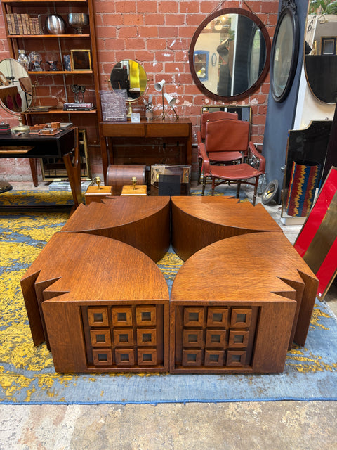 Rare Modular "Quadrifoglio" Coffee Table in Carved Oak by Giuseppe Rivadossi, 1970s