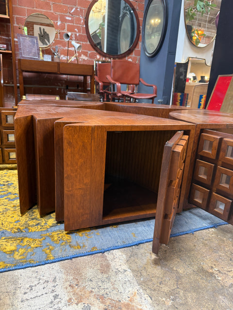 Rare Modular "Quadrifoglio" Coffee Table in Carved Oak by Giuseppe Rivadossi, 1970s