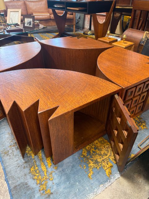 Rare Modular "Quadrifoglio" Coffee Table in Carved Oak by Giuseppe Rivadossi, 1970s