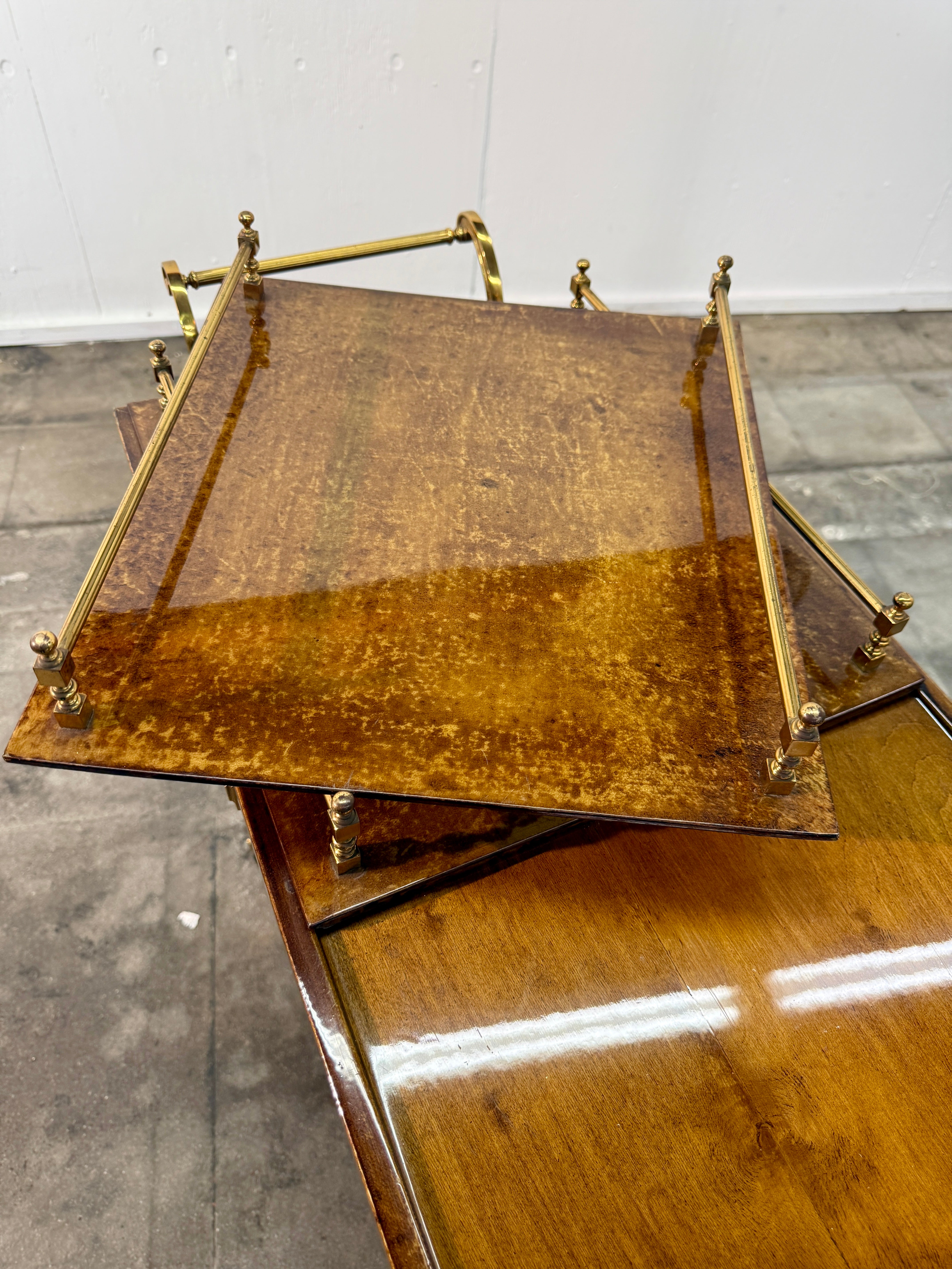 Italian Burl Wood and Brass Bar Cart, 1950s