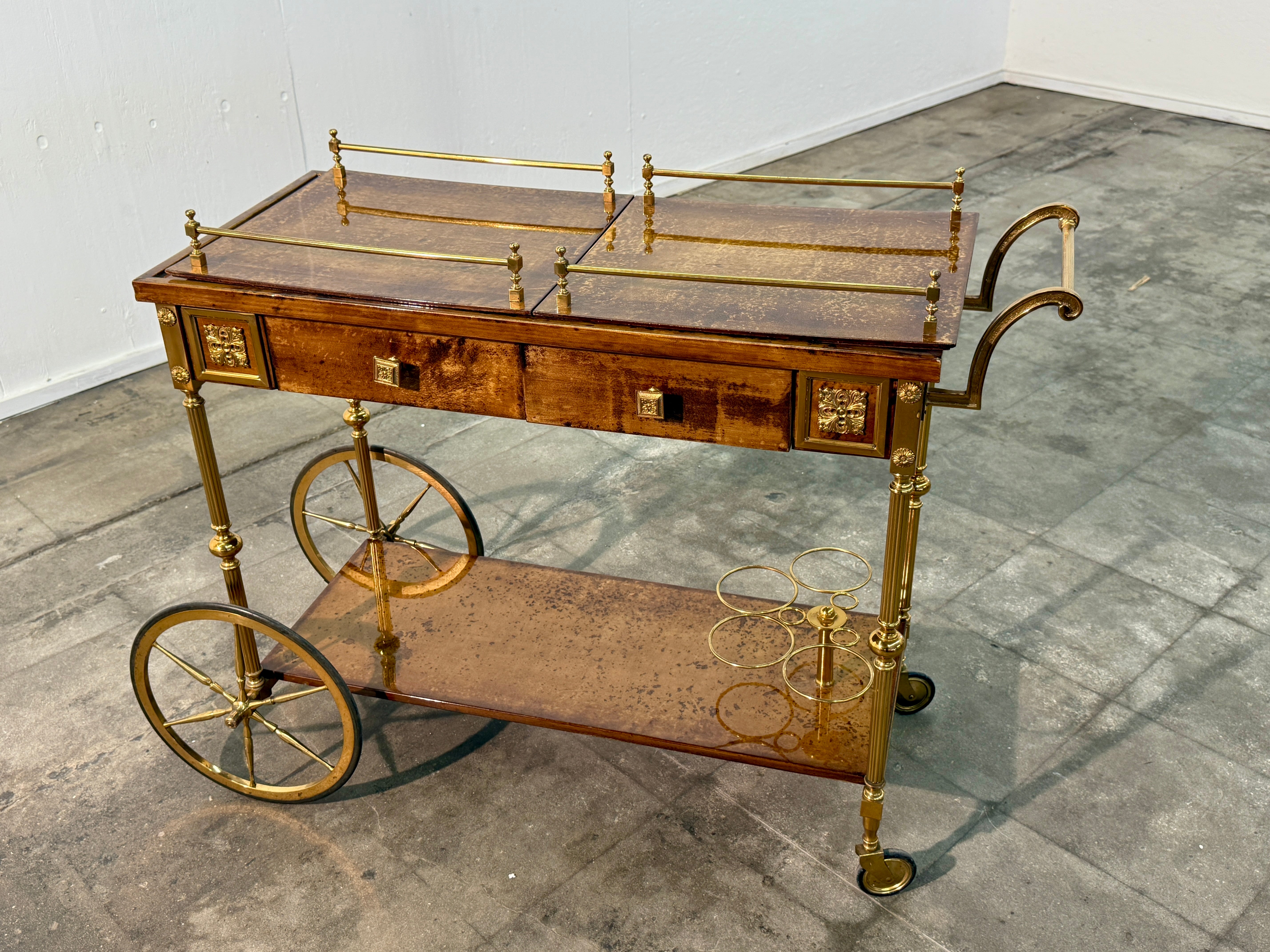 Italian Burl Wood and Brass Bar Cart, 1950s