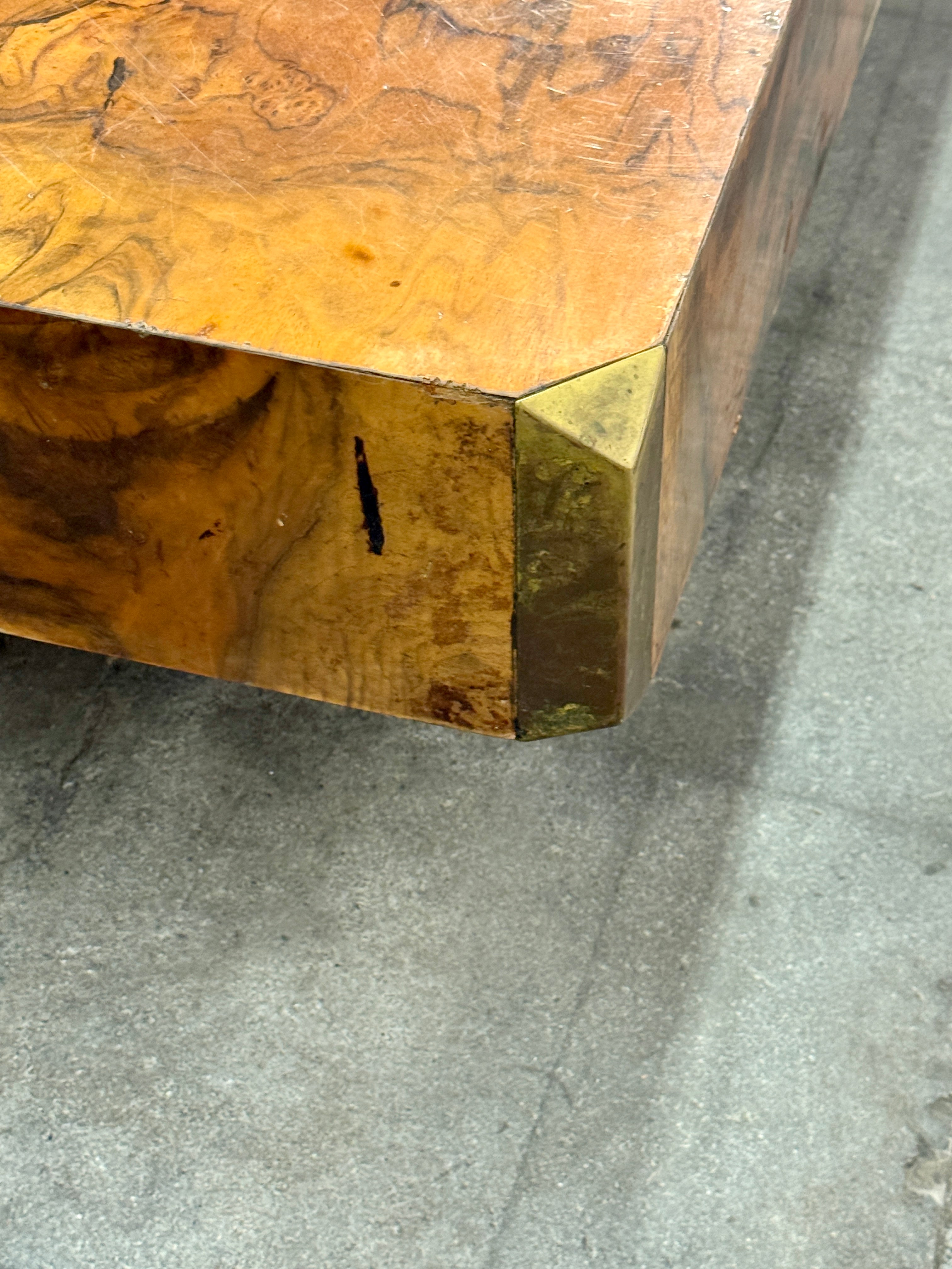 Willy Rizzo Burl Wood and Brass Coffee Table, Italy, 1970s