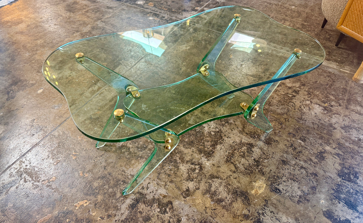 Fontana Arte Sculptural Glass Coffee Table, Italy, 1970s