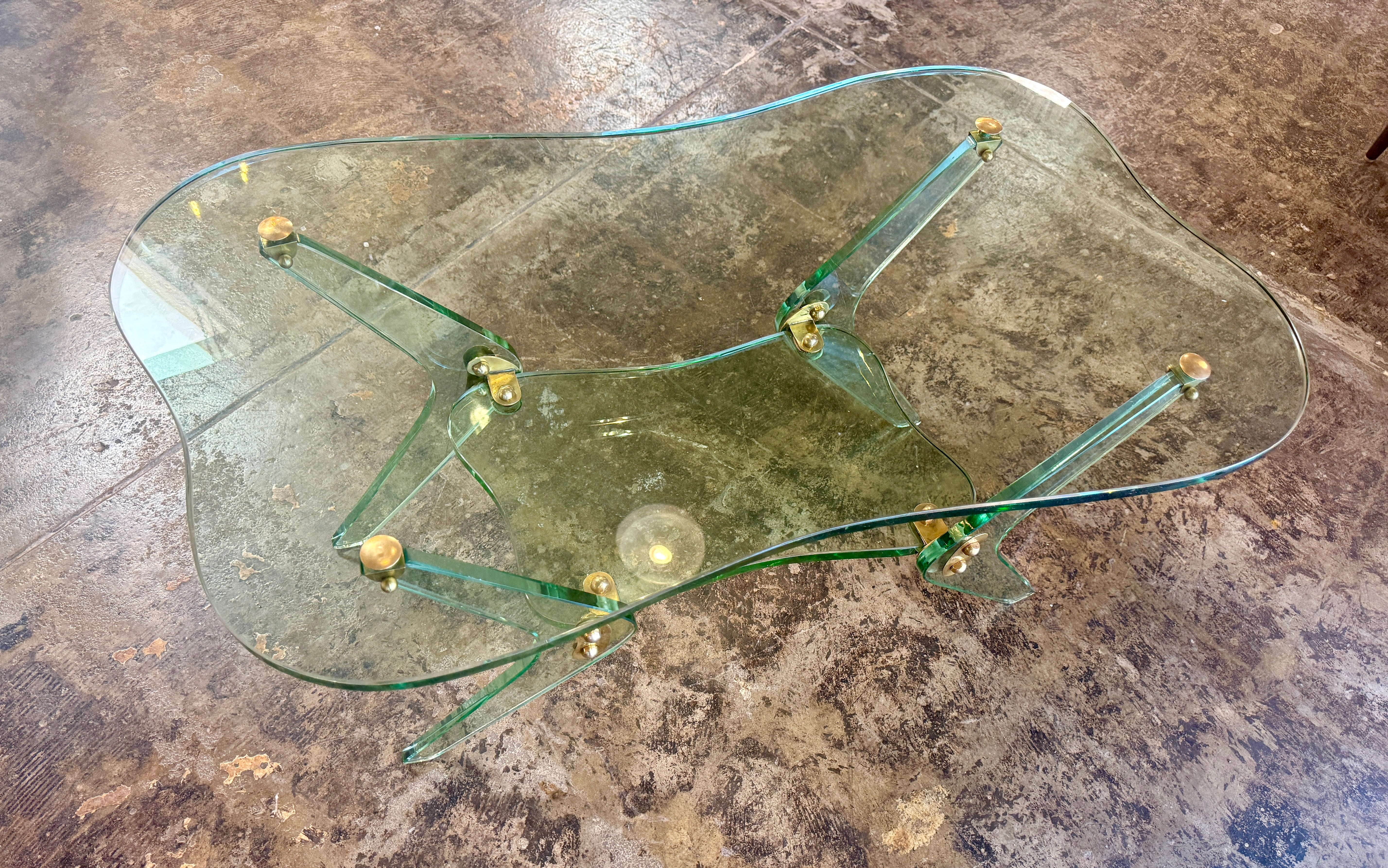 Fontana Arte Sculptural Glass Coffee Table, Italy, 1970s