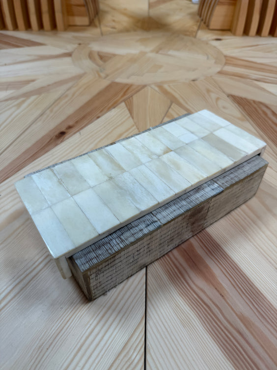 Vintage Decorative Box with Mother-of-Pearl Mosaic Lid
