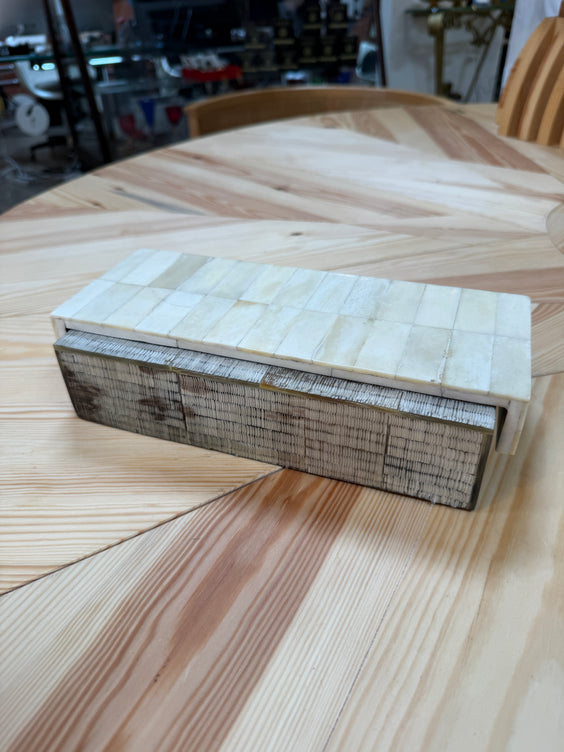 Vintage Decorative Box with Mother-of-Pearl Mosaic Lid