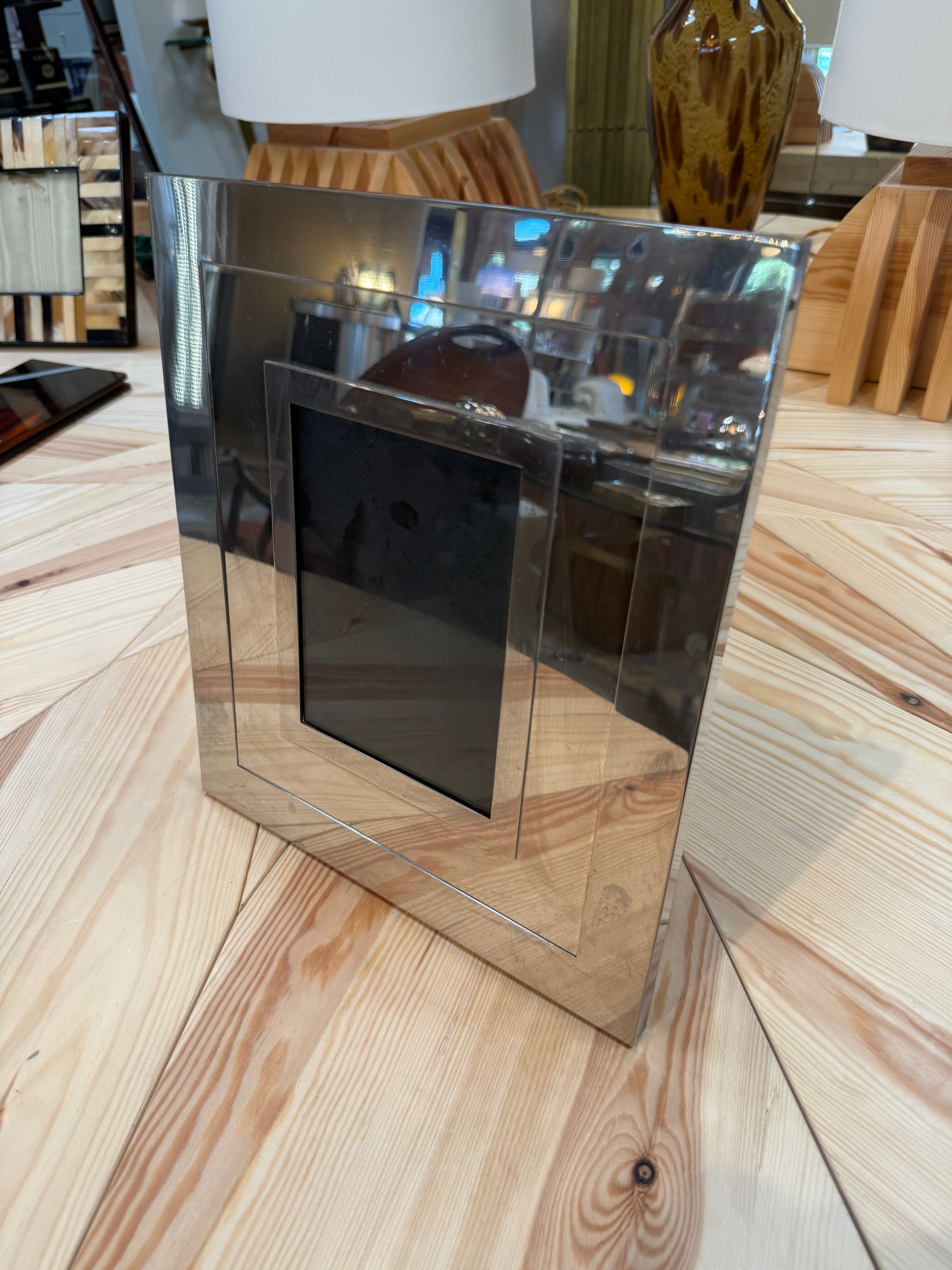 Liwan Polished Metal Picture Frame