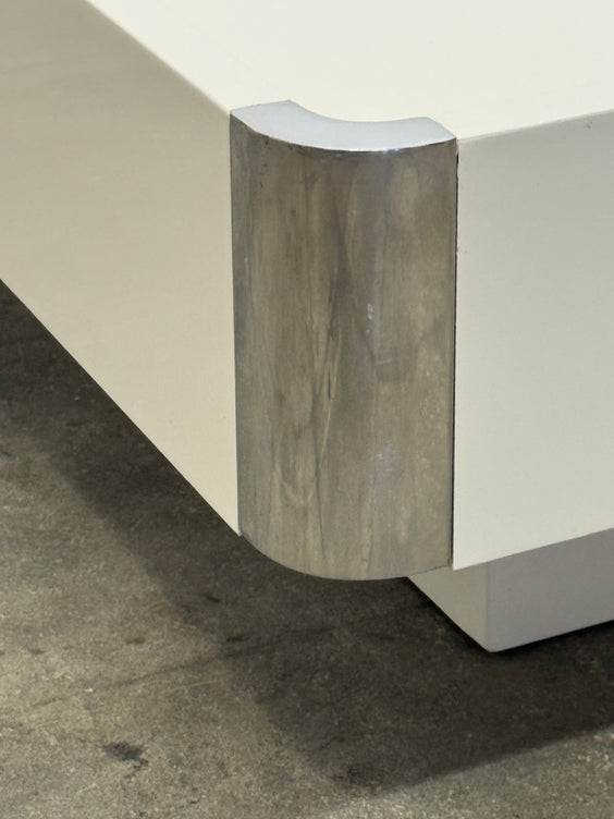 White Lacquer Coffee Table Attributed to Willy Rizzo