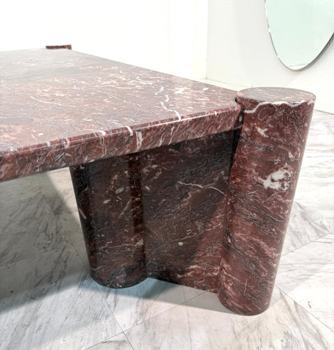 Gae Aulenti "jumbo" Coffee table for Knoll,  Rosso Verona marble