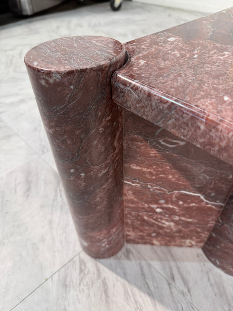 Gae Aulenti "jumbo" Coffee table for Knoll,  Rosso Verona marble