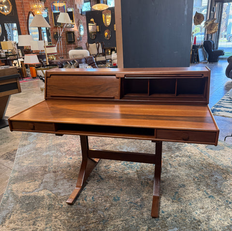 Gianfranco Frattini Writing Desk in Walnut, Italy, 1960s