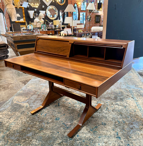 Gianfranco Frattini Writing Desk in Walnut, Italy, 1960s