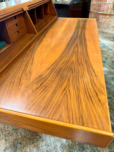 Gianfranco Frattini Writing Desk in Walnut, Italy, 1960s