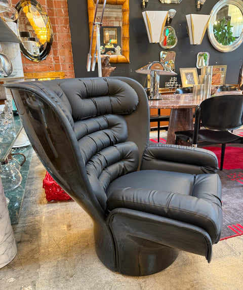 Joe Colombo Swivel "Elda" Leather Lounge Chair