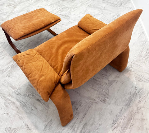 Mid century Italian Saporiti  Lounge Chairs and Ottomans by Giovanni Offredi