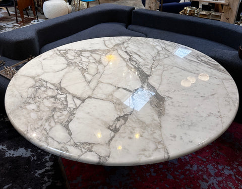 Angelo Mangiarotti Calacatta  Marble Round Oversize Dining Table, 1970s