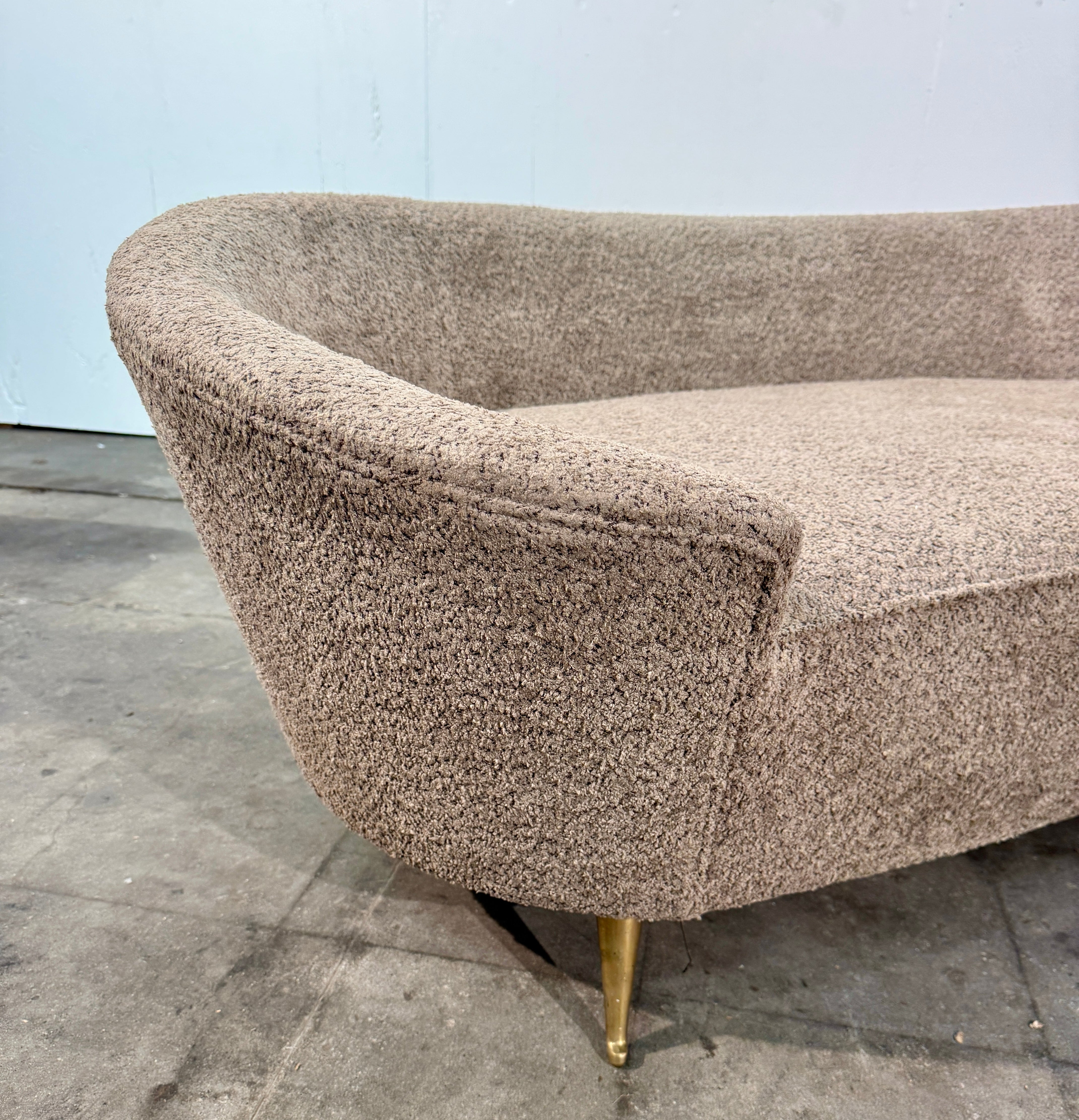 Curved Sofa, attributed to Federico Munari, Italy, 1960s