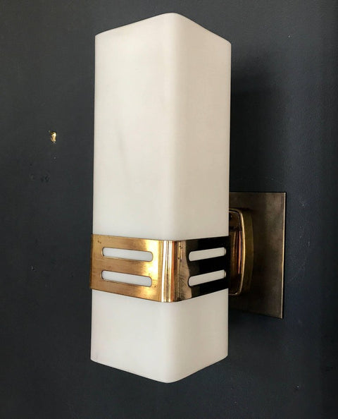 Stilnovo Single Sconce in Opaline Glass and Brass Band, 1950s