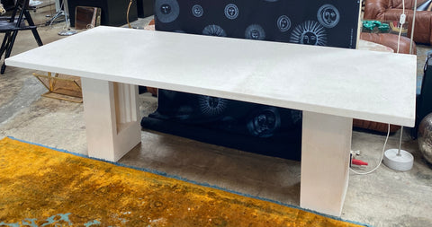 1980s Italian White Marble Dust Dining Table