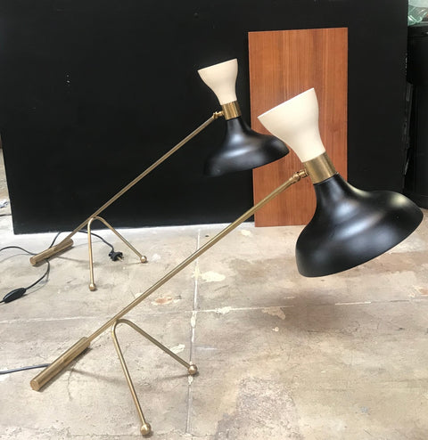 Pair of Mid-Century Stilnovo Adjustable Black/White Table Lamps in Brass, Italy