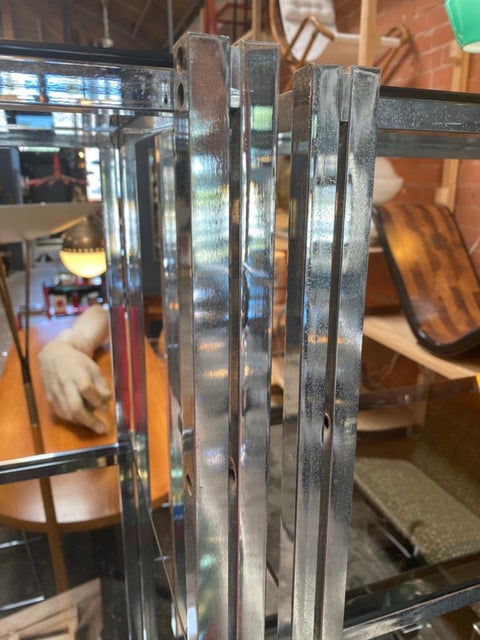 Pair of Mid-Century Modern Chrome and Glass Étagère, Italy 1970s